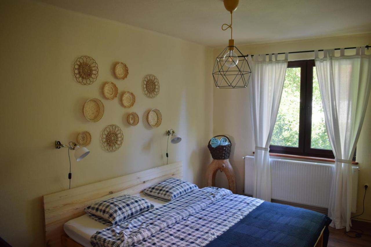 Otoczak Apartment Brenna